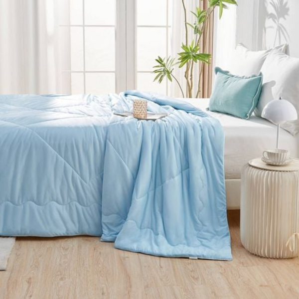 ChillCloud Comforter Blanket