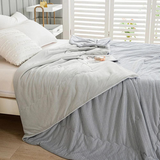 ChillCloud Comforter Blanket